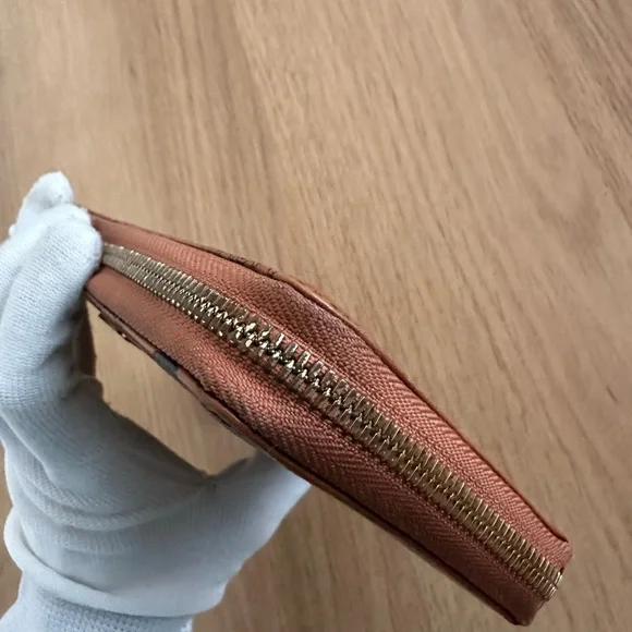 MCM Cognac Zipper Long wallet - Picture 5 of 14